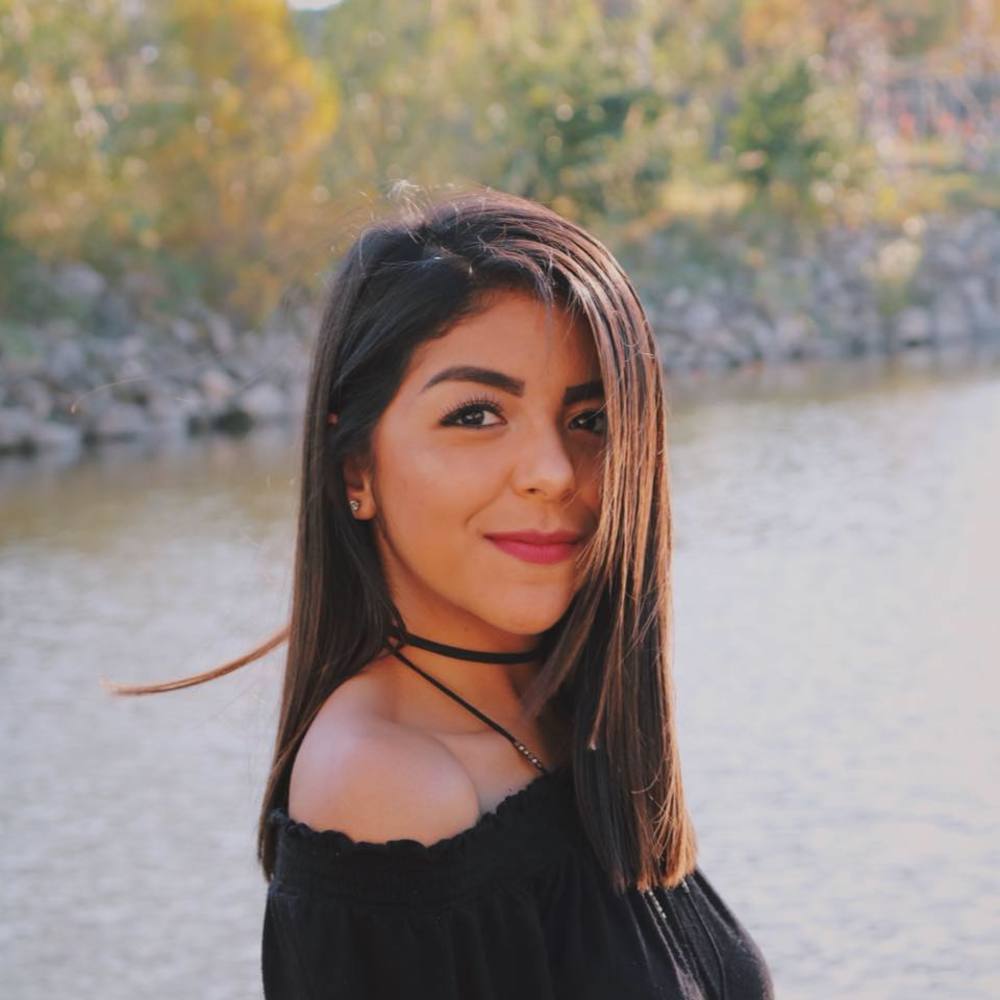 Meet your Posher, Alyssa